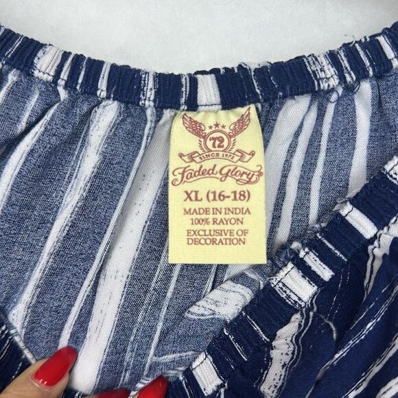 FADED GLORY Women's Navy & White Elastic Scoop Neck Ruffle Top Size XL - Picture 6 of 8